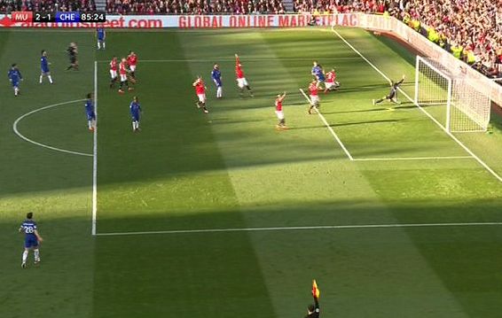  英超首次引入虚拟越位技术  